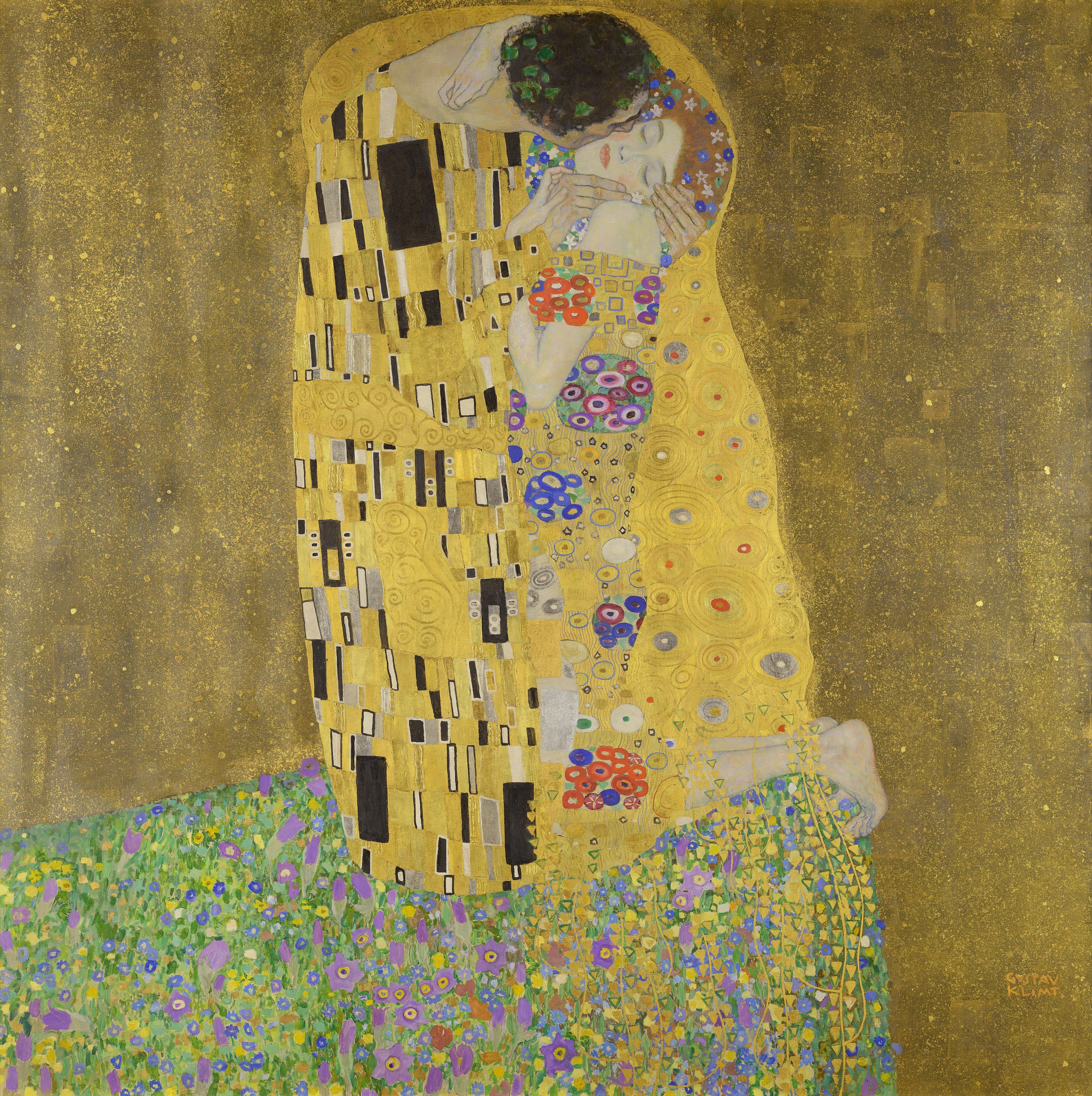 A man in a gold robe patterned with black and white rectangles kisses a kneeling woman in a flowered gold robe at the edge of a meadow — Gustav Klimt, The Kiss, 1907–08