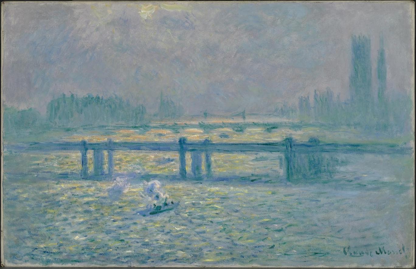 A blue-green bridge crosses a sun-flecked river under a gray-violet sky with a pale sun, a smoking tug in front and Westminster's towers at right — Claude Monet, Charing Cross Bridge, Reflections on the Thames, c. 1900