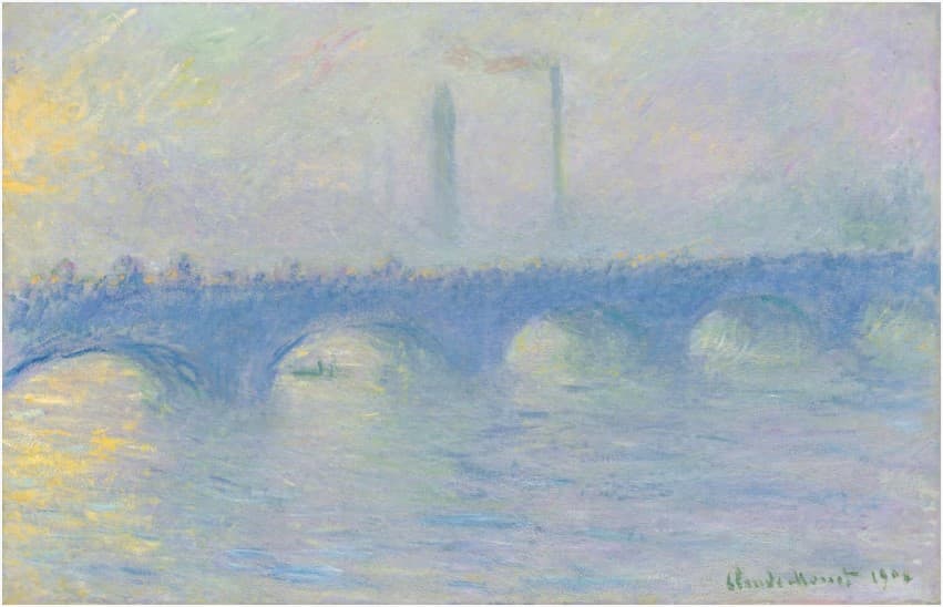 A cool blue bridge with pale arches in lilac mist, two chimneys faint behind and a yellow sun-glow at upper left reflected in the river — Claude Monet, Waterloo Bridge, effet de brume, 1904