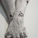 Holding Hands - Daniel Arsham - 2015 - USA | Academia Aesthetics