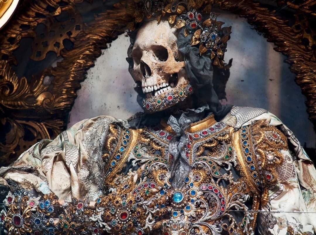 The Bejeweled Skeleton of Saint Gratian is a macabre religious artefact, photographed by Paul Koudounaris, and featured in his book "Heavenly Bodies" | Academia Aesthetics